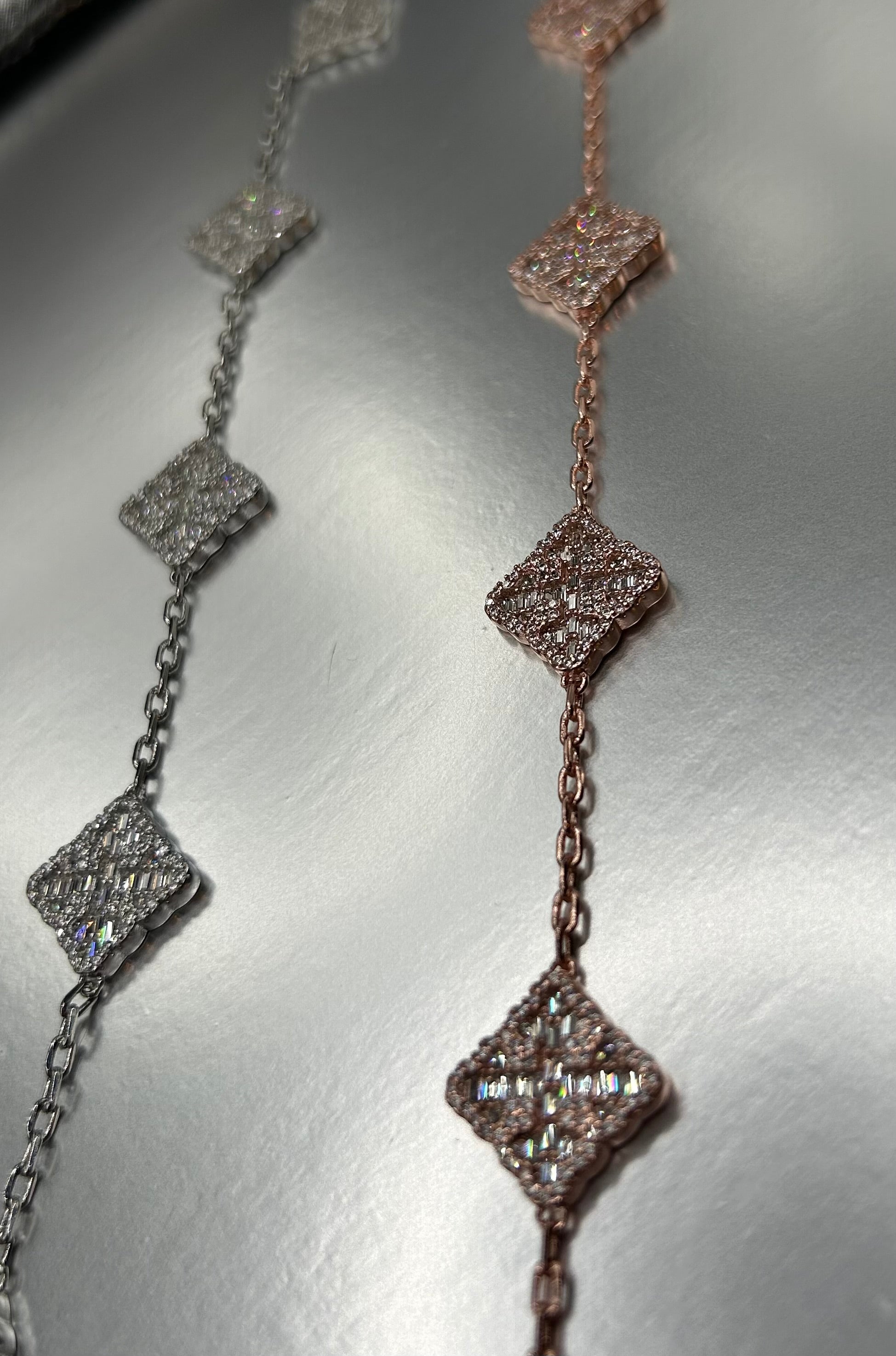 4 leaf diamonds
