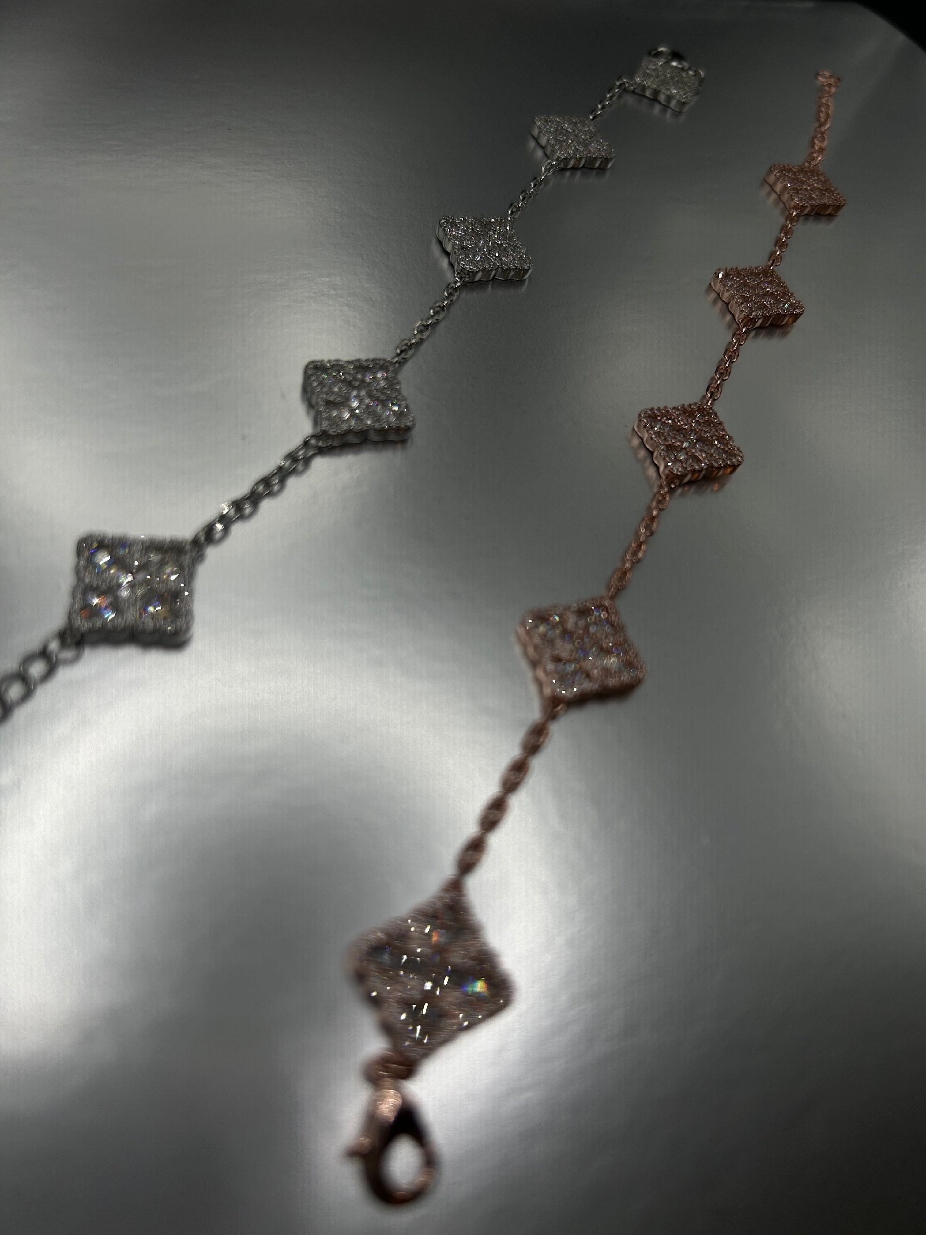 4 leaf diamonds